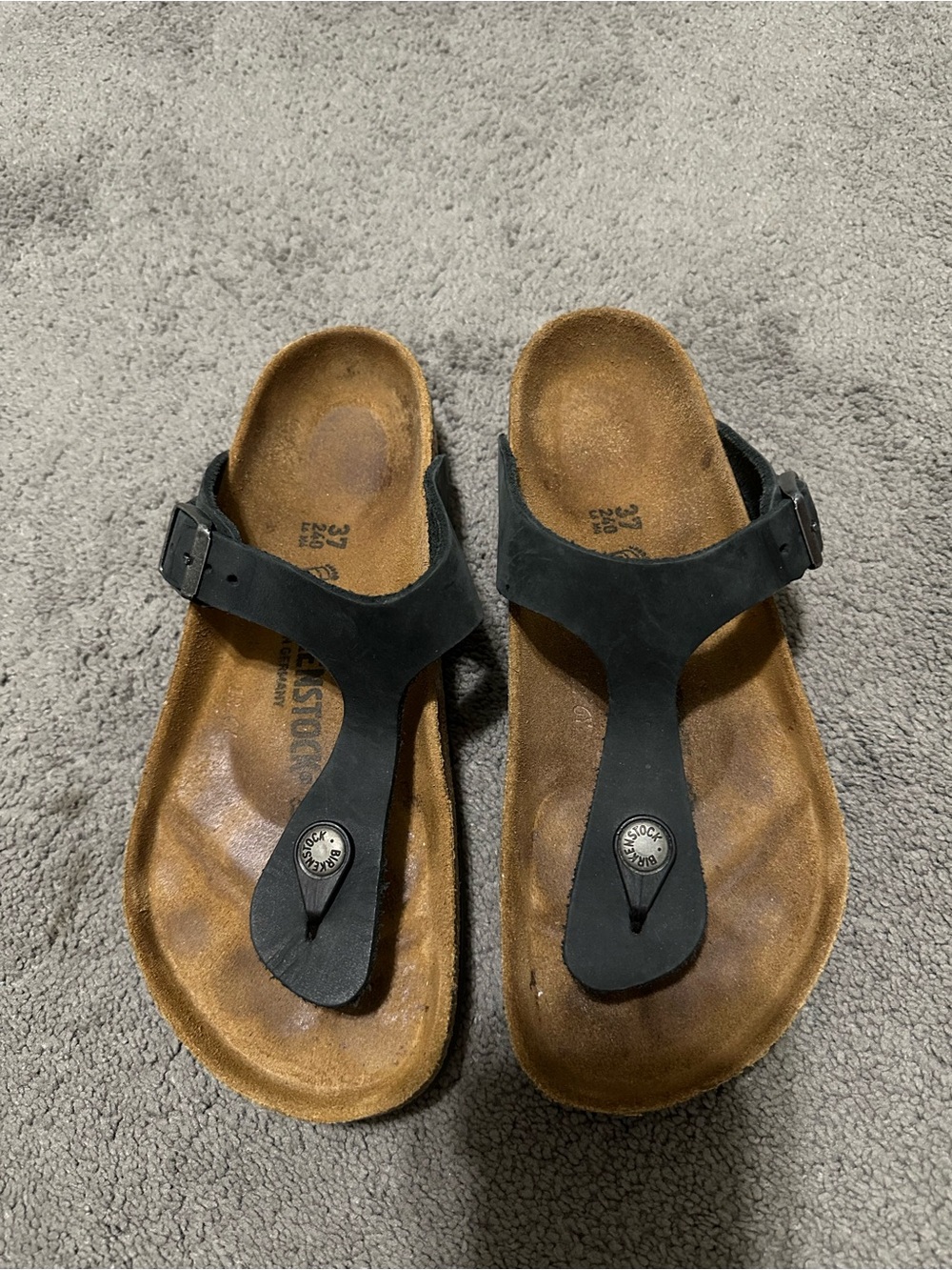 Birkenstock Gizeh thong sandals made from black oiled leather